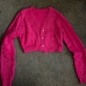 Pink fuzzy cropped sweater